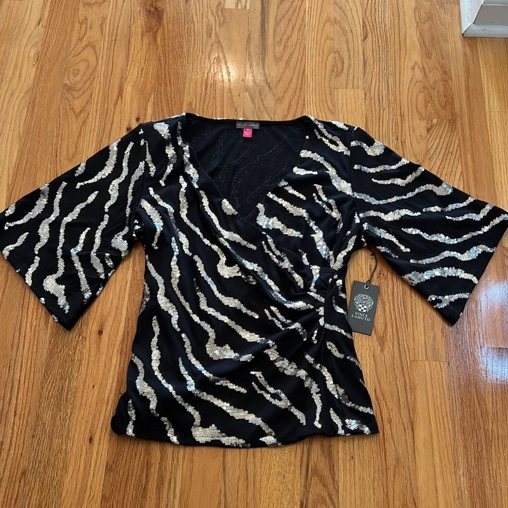 ❤️ Vince Camuto Top - Picture 5 of 8